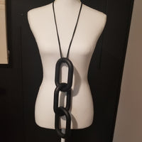 Nardia Wooden Necklace
