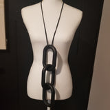 Nardia Wooden Necklace