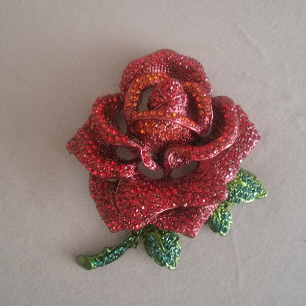 STILL A ROSE BROOCH) Pl