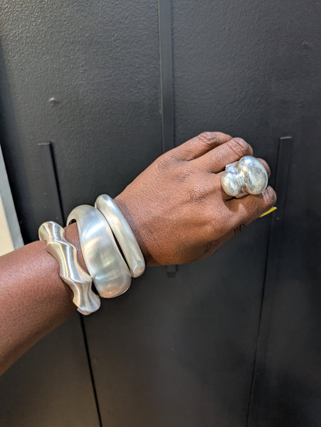 Brushed Silver Set